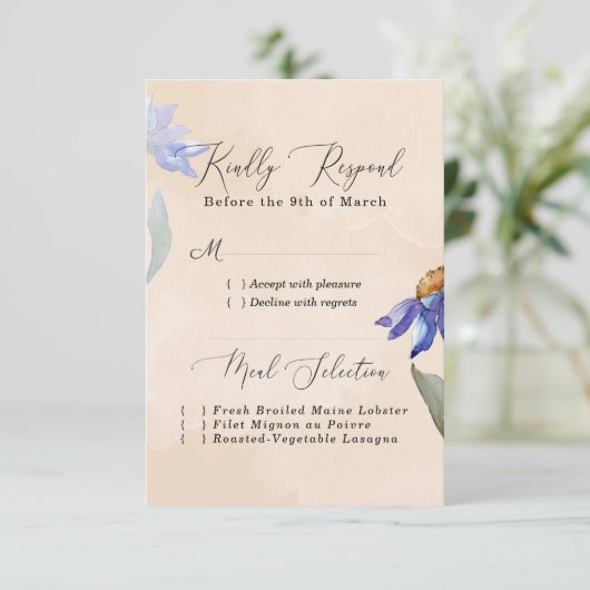 Waterverf Paarse Daisy Peach Rustic Wedding RSVP Kaartje (Staand voorkant)
