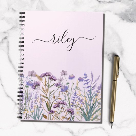 Waterverf Paarse Wilde Bloementuin met Monogram Notitieboek