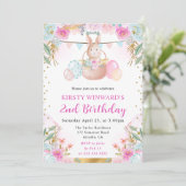 Waterverf paaskonijn en bloemen verjaardag kaart (Staand voorkant)