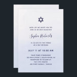 Waterverf Pastel Blue Ombre | Bat Mitzvah Kaart<br><div class="desc">Deze stijlvolle en trendy Bat Mitzvah of Bar Mitzvah uitnodigingen zijn voorzien van een lichtblauwe ombre waterverf wasachtergrond. Uw informatie verschijnt in een mengeling van donkerdere,  marineschuine handgeschreven manuscripttypografie en moderne sans serif tekst,  en er is ook een Ster van David.</div>