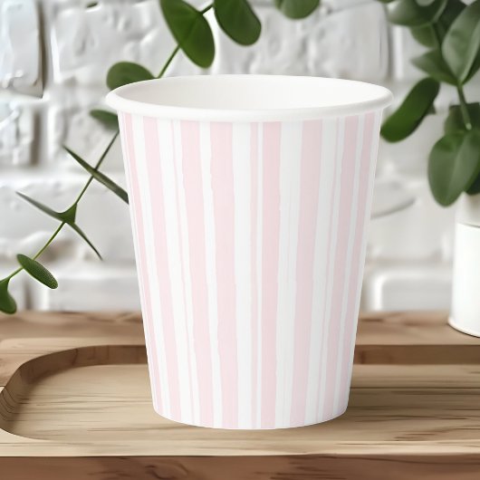 Waterverf pastel roze streeppatroon papieren bekers