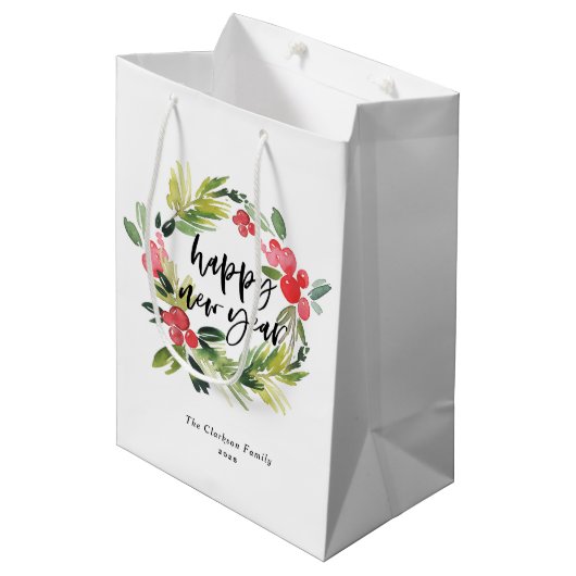 Waterverf Pine en Holly Wreath Gelukkig Nieuwjaar Medium Cadeauzakje (Voorkant Gekanteld)