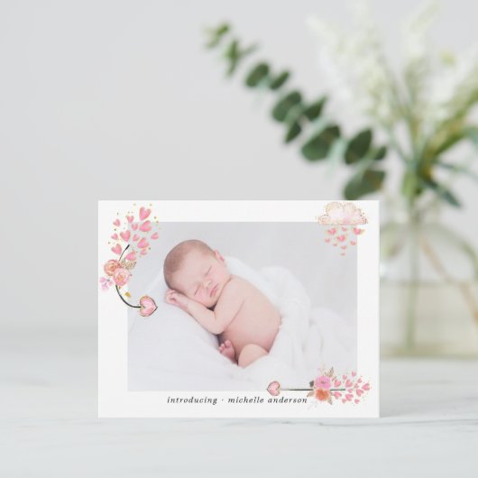 Waterverf Pink Hearts Baby Geboorteaankondiging Feestdagenkaart (Staand voorkant)