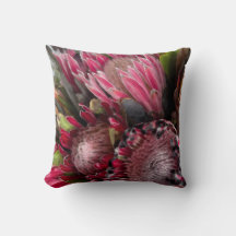 Waterverf Protea Bouquet Outdoor Pillow