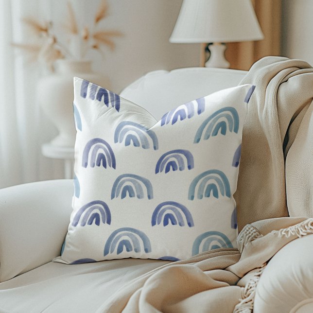 Waterverf regenbogen in blauw omkeerbaar kussen (Watercolor Rainbows in Blue Reversible Throw Pillow)