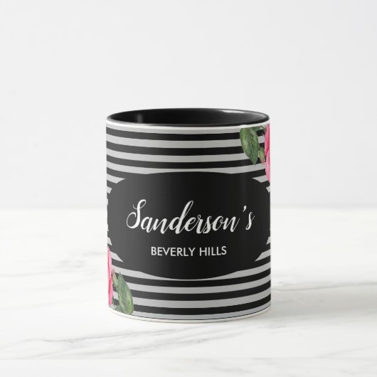 Waterverf rode en roze bloemen zwarte grijze strep mok (Midden)