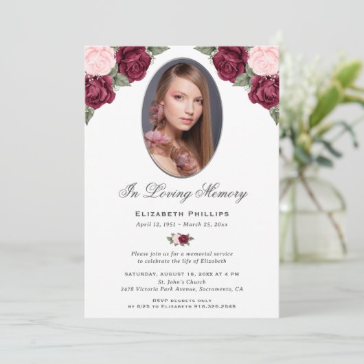 Waterverf Rode Roze Rozen Foto Memorial Service Kaart (Staand voorkant)