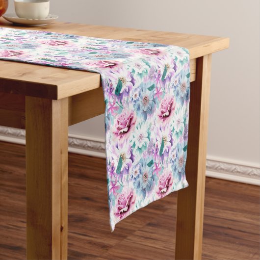 Waterverf roze, blauwe bloemen. korte tafelloper (Voorbeeld)