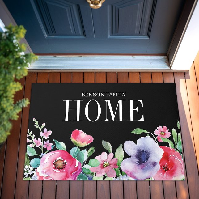 Waterverf Roze Bloemen Moderne familienaam Zwart Deurmat (Watercolor Pink Flowers Modern Family Name Black Doormat)