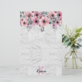 Waterverf Roze Bloemige Verkreukelde Textuur Monog Briefpapier (Staand voorkant)
