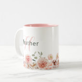 Waterverf Roze Cream Flowers | Naam Monogram Tweekleurige Koffiemok (Voorkant links)