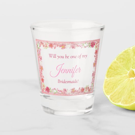 Waterverf Roze Floral is mijn Bridesmaid Shot Glas (Voorkant)