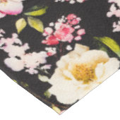 Waterverf roze geel rozen zwarte achtergrond tafelkleed (Gekanteld)