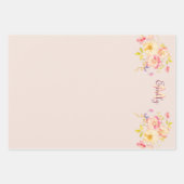Waterverf Roze Gele Rozen, Monogram Inpakpapier Vel (Voorkant)