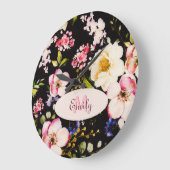 Waterverf Roze Gele Rozen op zwart, Monogram Grote Klok (Hoek)