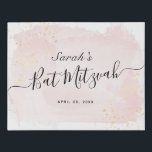 Waterverf Roze x Gold Bat Mitzvah Welkomstteken Imitatie Canvas Print<br><div class="desc">Deze chique en elegante bat mitswa welkomstbord / bord / canvaskunst heeft een witte achtergrond met blush roze penseelstreken in waterverf en faux gold splatters. Personaliseer het voor uw behoeften. Meer bijpassende producten vind je in mijn winkel.</div>