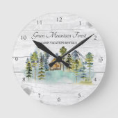 Waterverf rustieke Foggy Forest Mountain Cabin Ronde Klok (Voorkant)