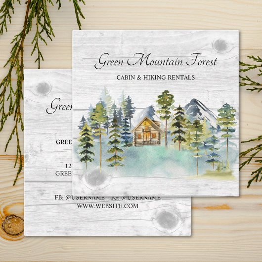 Waterverf rustieke Foggy Forest Mountain Cabin Vierkante Visitekaartje