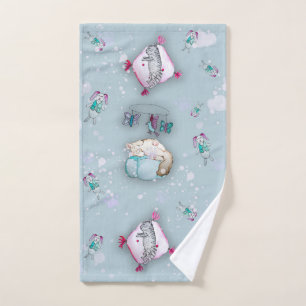 Waterverf schattige slaapkittens en hun handdoek