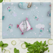 Waterverf schattige slaapkittens en hun theedoek (Gevouwen)