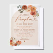 Waterverf Schattigee Herfst Een beetje pompoen Bab Vellum Uitnodigingen (Offset)