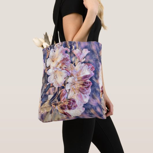 Waterverf schilderij van een paarse azeea blossom tote bag (Dichtbij)