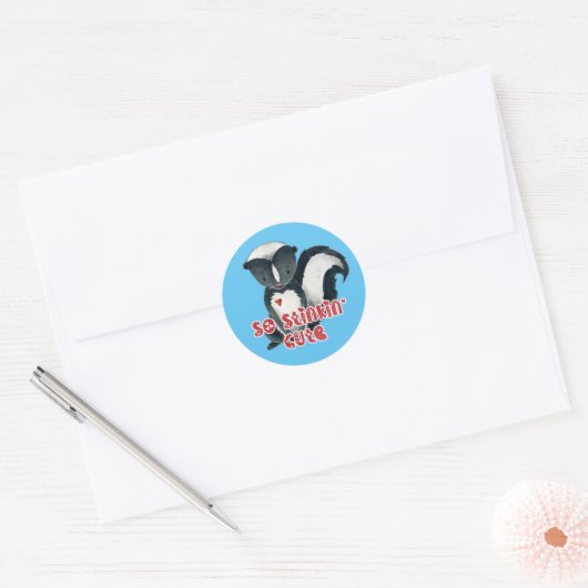 Waterverf skunk ronde sticker (Envelop)