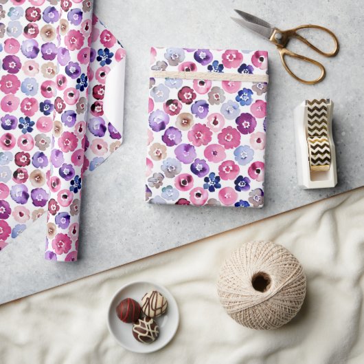 Waterverf stippen bloespatroon cadeaupapier (Crafts)