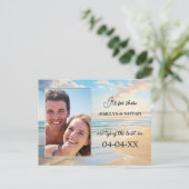 Waterverf Strandfoto QR Save the Date Briefkaart (Staand voorkant)