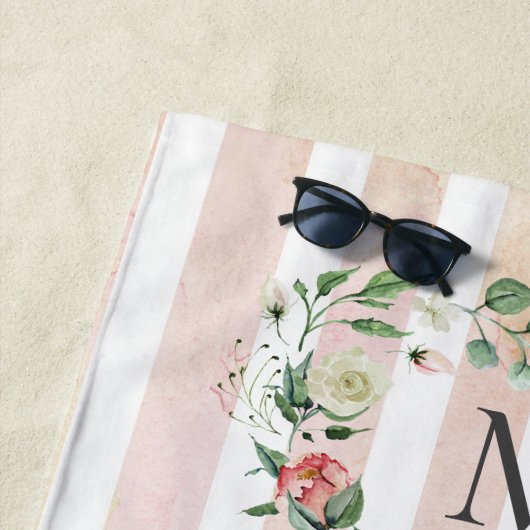 waterverf strepen florale borstmonogram strandlaken (In situ)