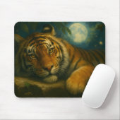 Waterverf tijger rust in het nachtbos muismat (Met muis)