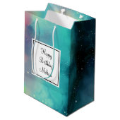 Waterverf van Cool Green & Red Space Nebula Birthd Medium Cadeauzakje (Achterkant Gekanteld)