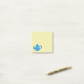 Waterverf van kleurrijke blauwe teapot post-it® notes (Op bureau)