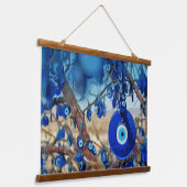 Waterverf van met nazars gedecorbeerde bomen hangend wandkleed (Gebogen)