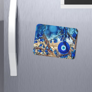 Waterverf van met nazars gedecorbeerde bomen magneet