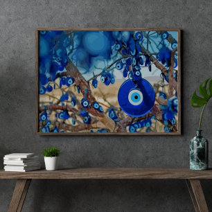 Waterverf van met nazars gedecorbeerde bomen poster