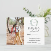 Waterverf verlaat monogram foto Weddenschap RSVP Kaart (Staand voorkant)