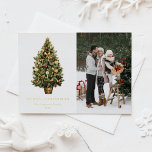 Waterverf Vintage Kerstboom Foto Kerst Folie Feestdagen Briefkaart<br><div class="desc">vrolijk kerstfeest | Stuur uw vakantiewensen naar vrienden en familie met dit aanpasbare kerst briefkaart. Deze gouden folie kerstkaart is voorzien van een vintage kerstboom met feestelijke ornamenten. Personaliseer het door uw eigen gegevens toe te voegen. Deze foto kerst briefkaart is beschikbaar op andere cardstock. Overeenkomende objecten zijn beschikbaar.</div>