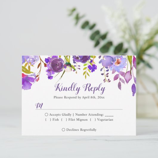 Waterverf Violet Paarse Floral Wedding RSVP Antwoo (Staand voorkant)