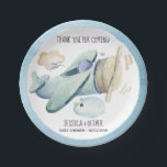 Waterverf Vliegtuigpartij in blauw Papieren Bordje<br><div class="desc">Waterverf Vliegtuigpartij in Blauw - Let op! Dit is je piloot die spreekt. Laten we je door het storm leiden met dit fantastische vliegtuigontwerp. Op en af is er een extravaganza op weg. Een eenvoudig maar elegant ontwerp, dit papieren bord zal je viering zeker naar een nieuw hoogtepunt brengen. Het...</div>