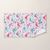 Waterverf vogels in een tuin Blauwgroen roze Bad Handdoek (Handdoek)