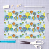 Waterverf voor luchtballonnen in bewolkte lucht tissuepapier (Craft)