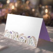 Waterverf wilde bloemen en grassen vallen bruiloft plaatskaartje