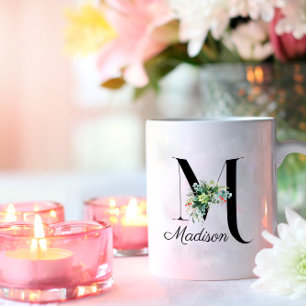 Waterverf wilde bloemen initiaal monogram koffie m koffiemok