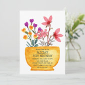 Waterverf Wildflower op potje verjaardagsuitnodigi Feestdagenkaart (Staand voorkant)