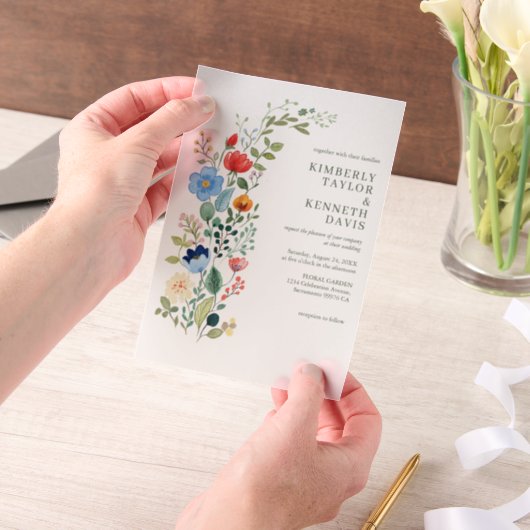 Waterverf Wildflowers Rustieke Chic Garden Wedding Vellum Uitnodigingen (Draagbaar)