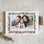 Waterverf Winter Botanicals: kerstfoto Feestdagen Kaart<br><div class="desc">Vrolijk kerstfeest! Verstuur je vakantiewensen en groeten naar familie en vrienden met deze aanpasbare florale kerstfotokaart. Het bevat waterverf pinecones,  dennenaalden,  hollies,  bessen en poinsettia. Personaliseer door namen,  bericht en een horizontale foto toe te voegen. Deze  florale vakantiefotokaart is beschikbaar in andere kartonnen dozen.</div>