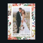 Waterverf Winter Floral Pas getrouwd Kerstmis Briefkaart<br><div class="desc">De Elegant Waterverf Winter Floral Pas getrouwd Foto Merry Kerstmis Briefkaart omvat prachtige rode waterverf punsettias,  botanische groen,  winterbladeren,  holbessen en witte rozen. Goud Lijst.</div>