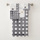 Waterverf Winter Gnome op Buffalo Check Christmas Bad Handdoek (Insitu)