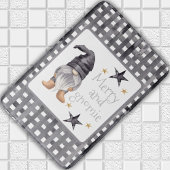 Waterverf Winter Gnome op Buffalo Check Christmas Badmat